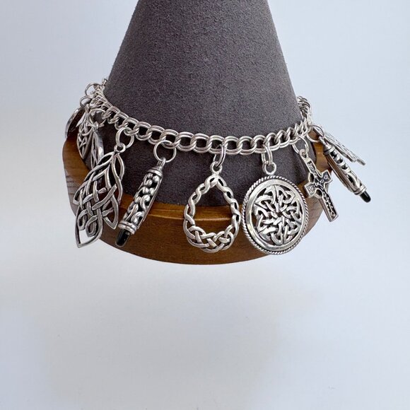 VTG Sterling Silver 925 Celtic Knot & Heart Charm Bracelet Size 8.5" Length - Picture 10 of 14